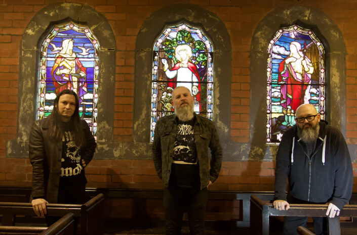 Magnetic Eye Records Signs Oceanlord