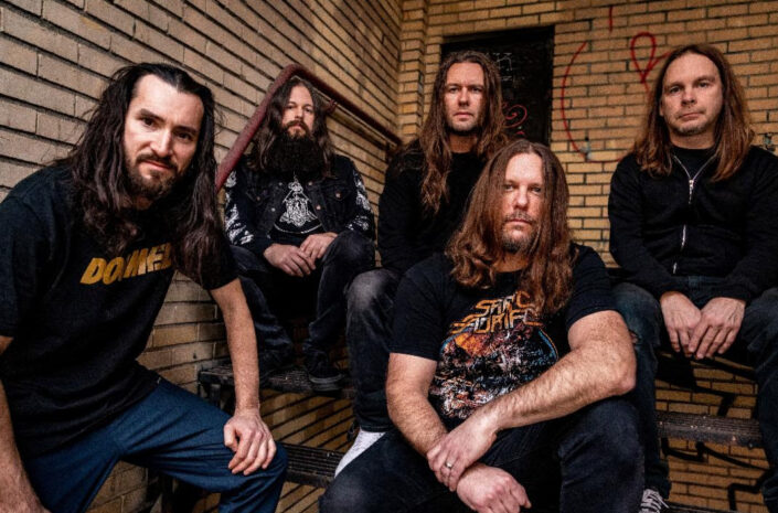 Unearth Drops "Into The Abyss"