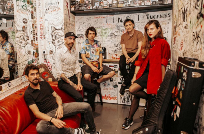 Palmar De Troya Release New Single "Cold Snakes"