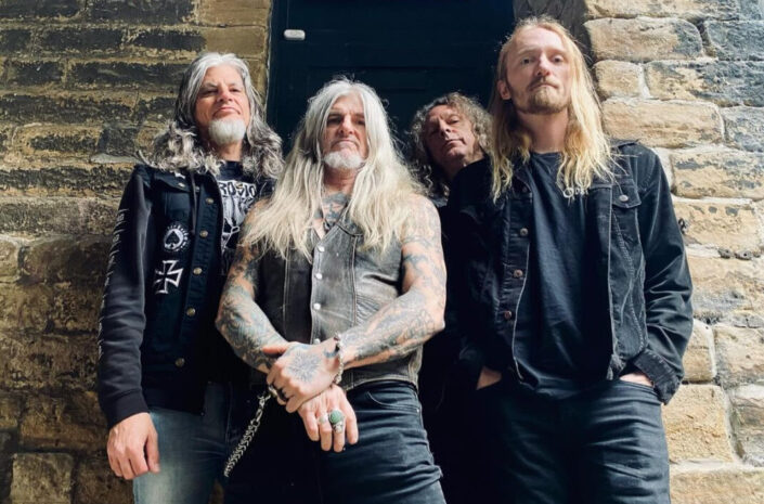 Heavy Psych Sounds Signs The Obsessed